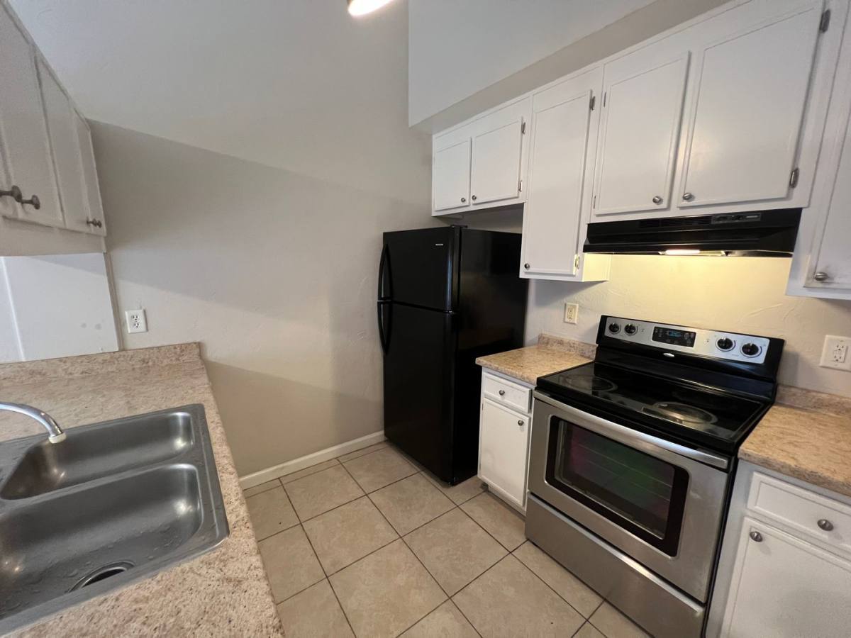 Apartment for rent at 1812 W Tharpe St, Tallahassee, FL 32303
