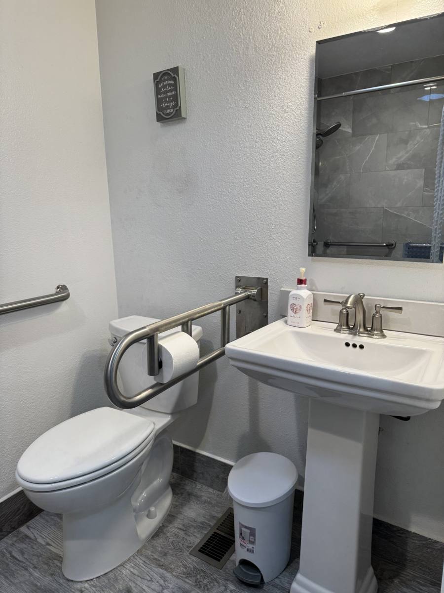 House for rent at 10302 141st St Court E #B, Puyallup, WA 98374