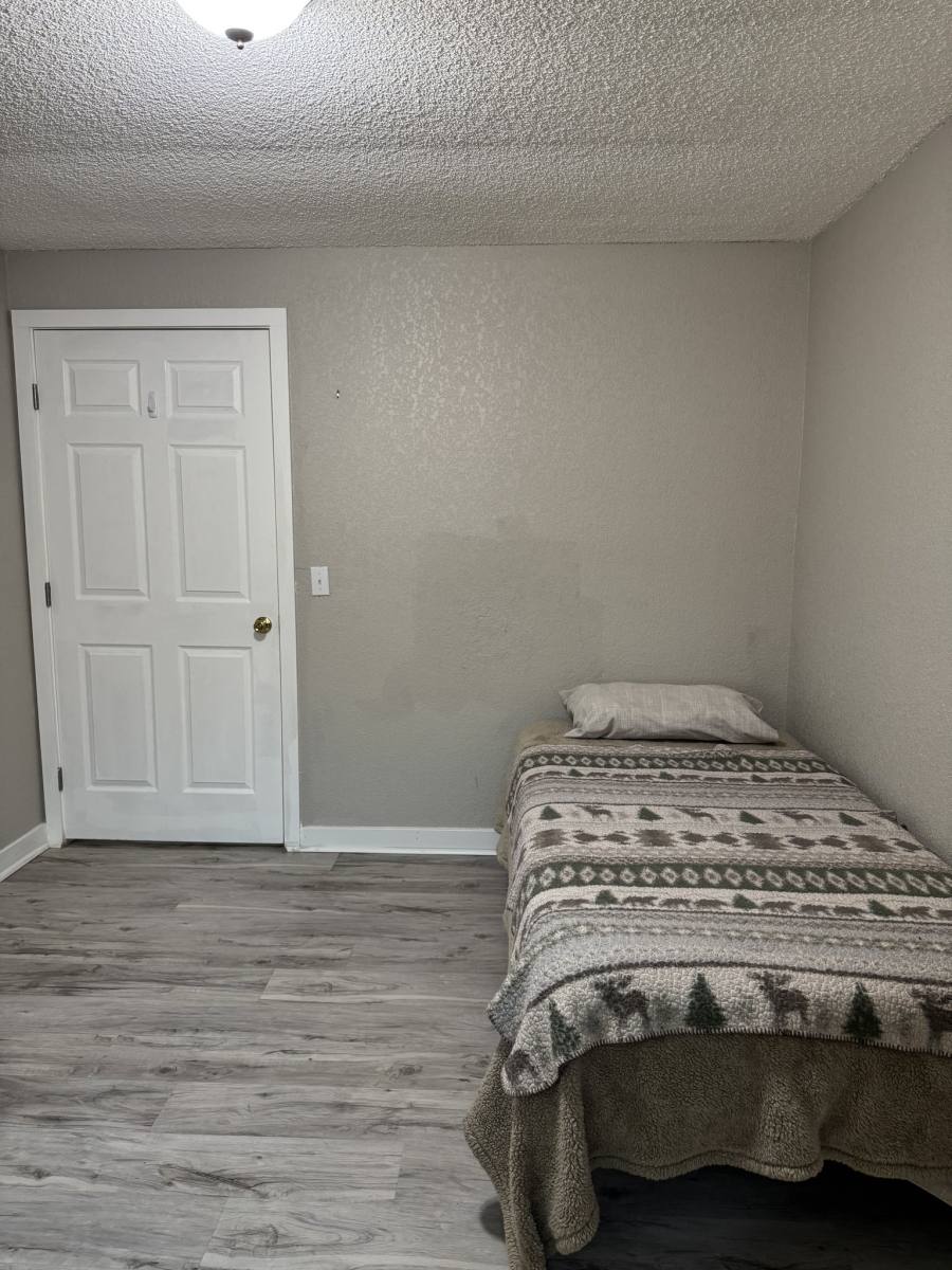 House for rent at 10302 141st St Court E #B, Puyallup, WA 98374
