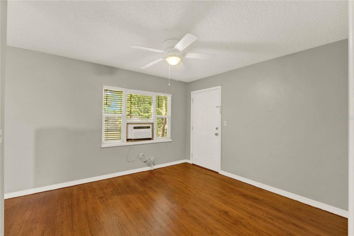 Apartment for rent at 1020 Alba Dr, Orlando, FL 32804