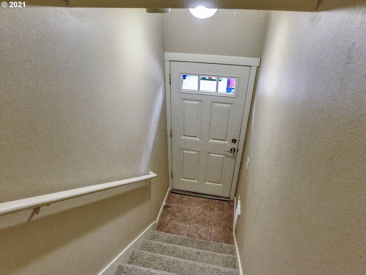 Townhouse for rent at 22814 SW Forest Creek Dr, Sherwood, OR 97140