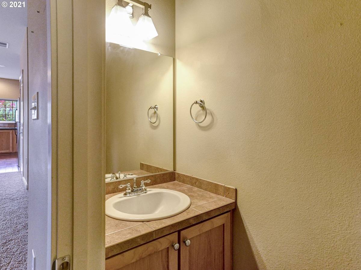 Townhouse for rent at 22814 SW Forest Creek Dr, Sherwood, OR 97140