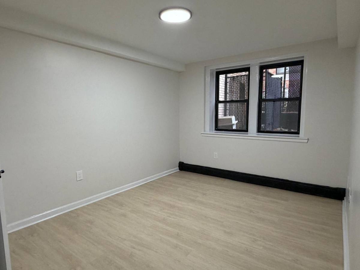 Apartment for rent at 150 S, Harrison #1H, East Orange, NJ 07017