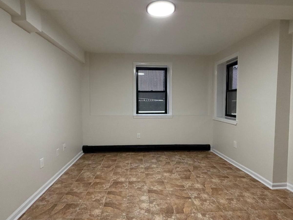 Apartment for rent at 150 S, Harrison #1H, East Orange, NJ 07017