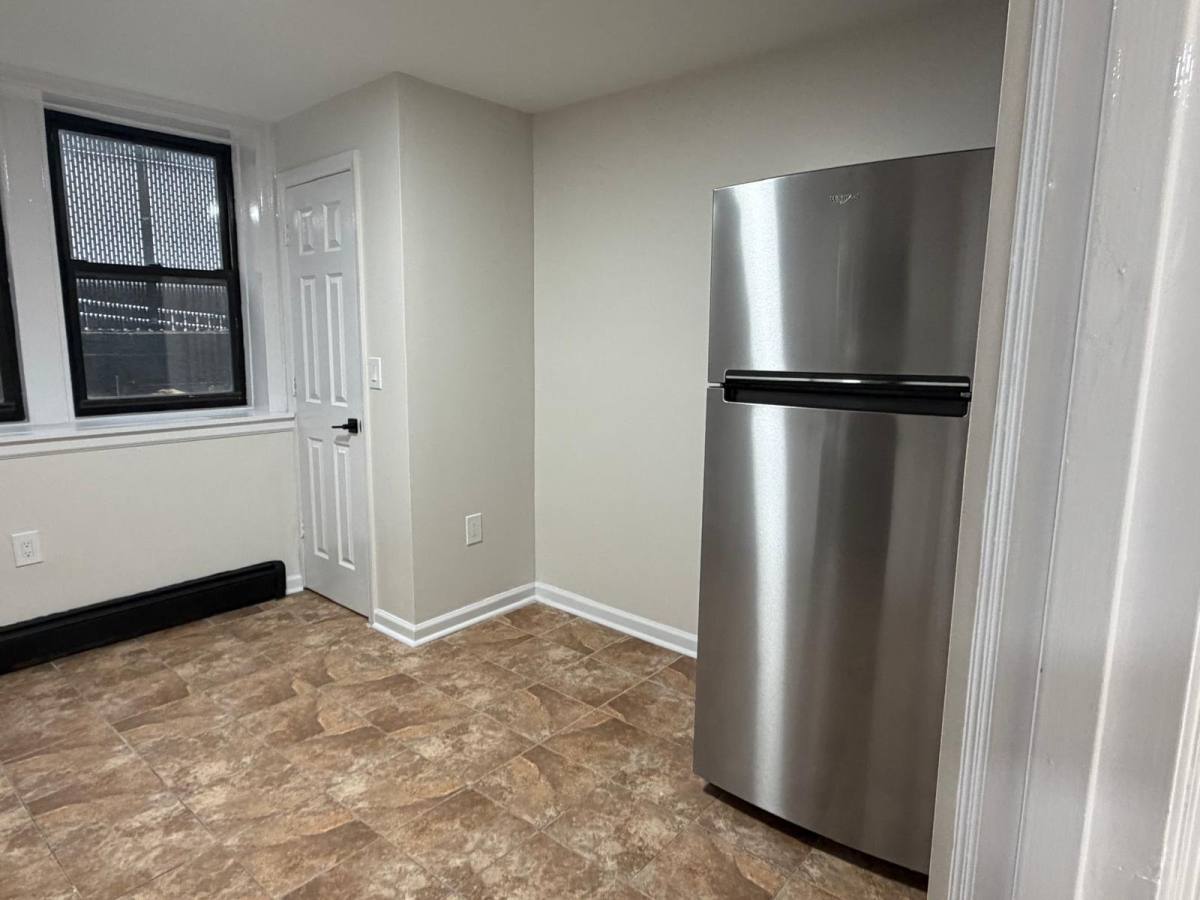 Apartment for rent at 150 S, Harrison #1H, East Orange, NJ 07017