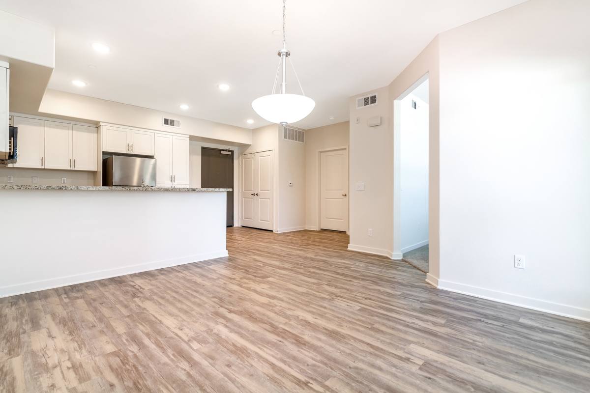 Apartment for rent at 184 N Prospect St, Orange, CA 92869