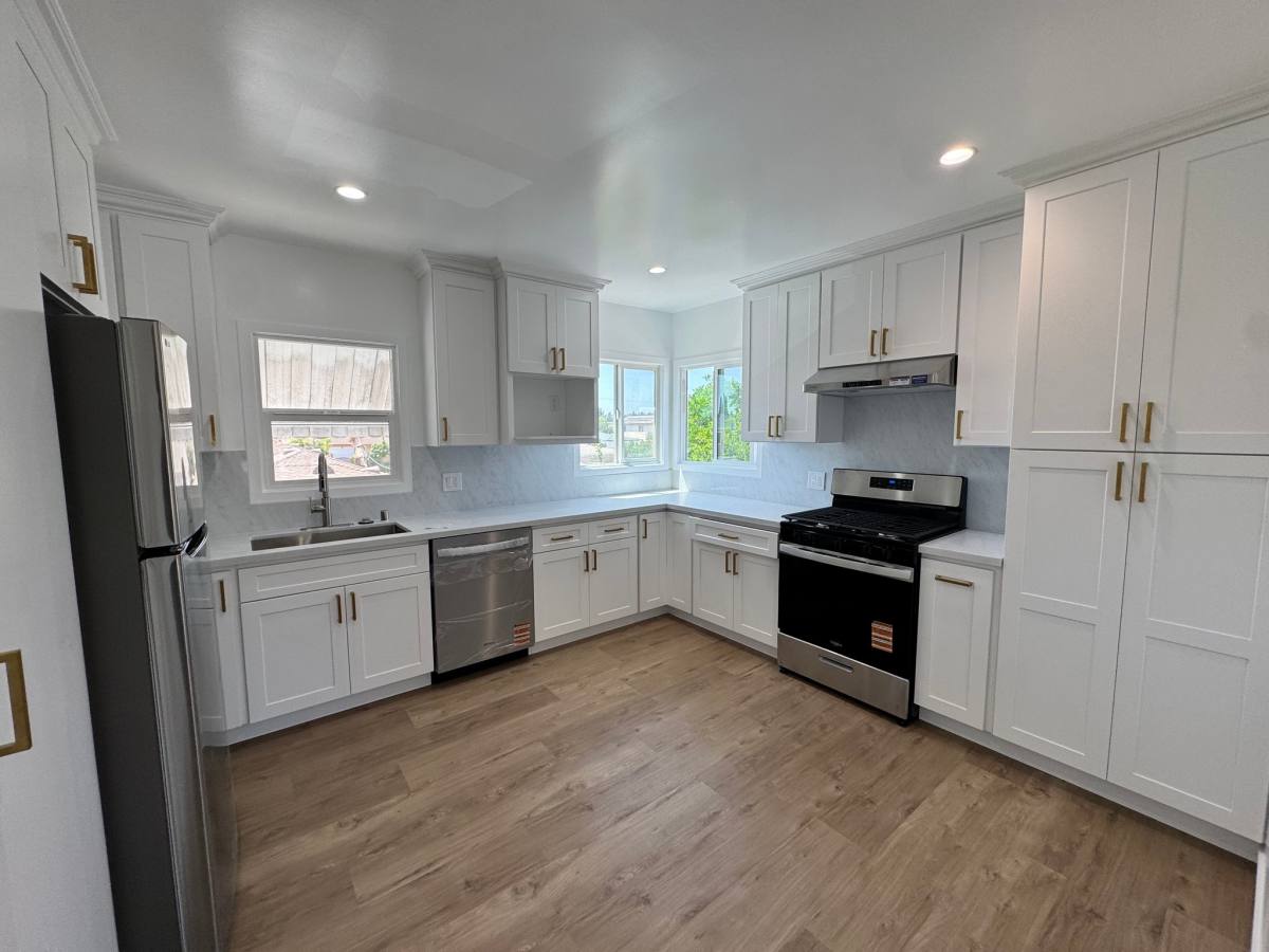 Apartment for rent at 911 S Atlantic Blvd #C, Alhambra, CA 91801