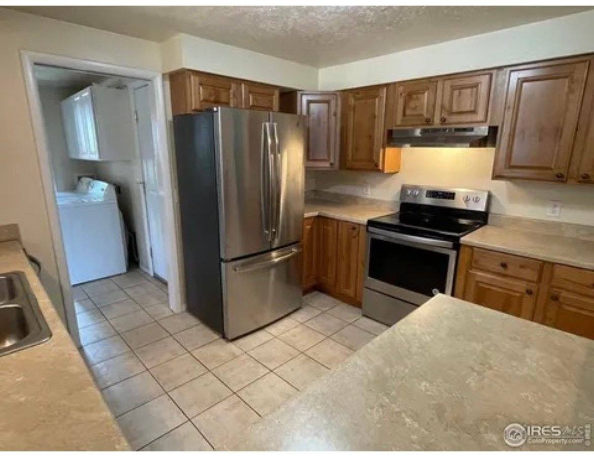 House for rent at 1915 Collyer St, Longmont, CO 80501