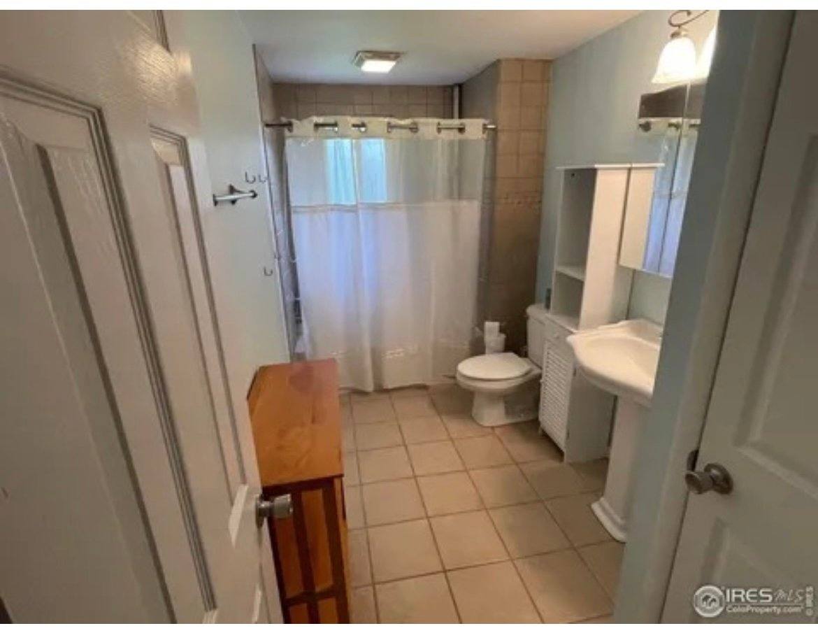 House for rent at 1915 Collyer St, Longmont, CO 80501