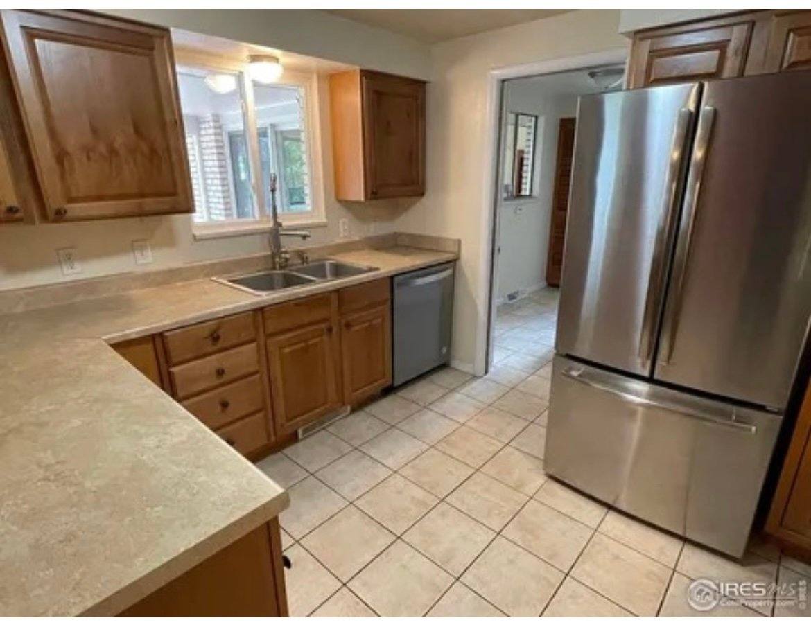 House for rent at 1915 Collyer St, Longmont, CO 80501