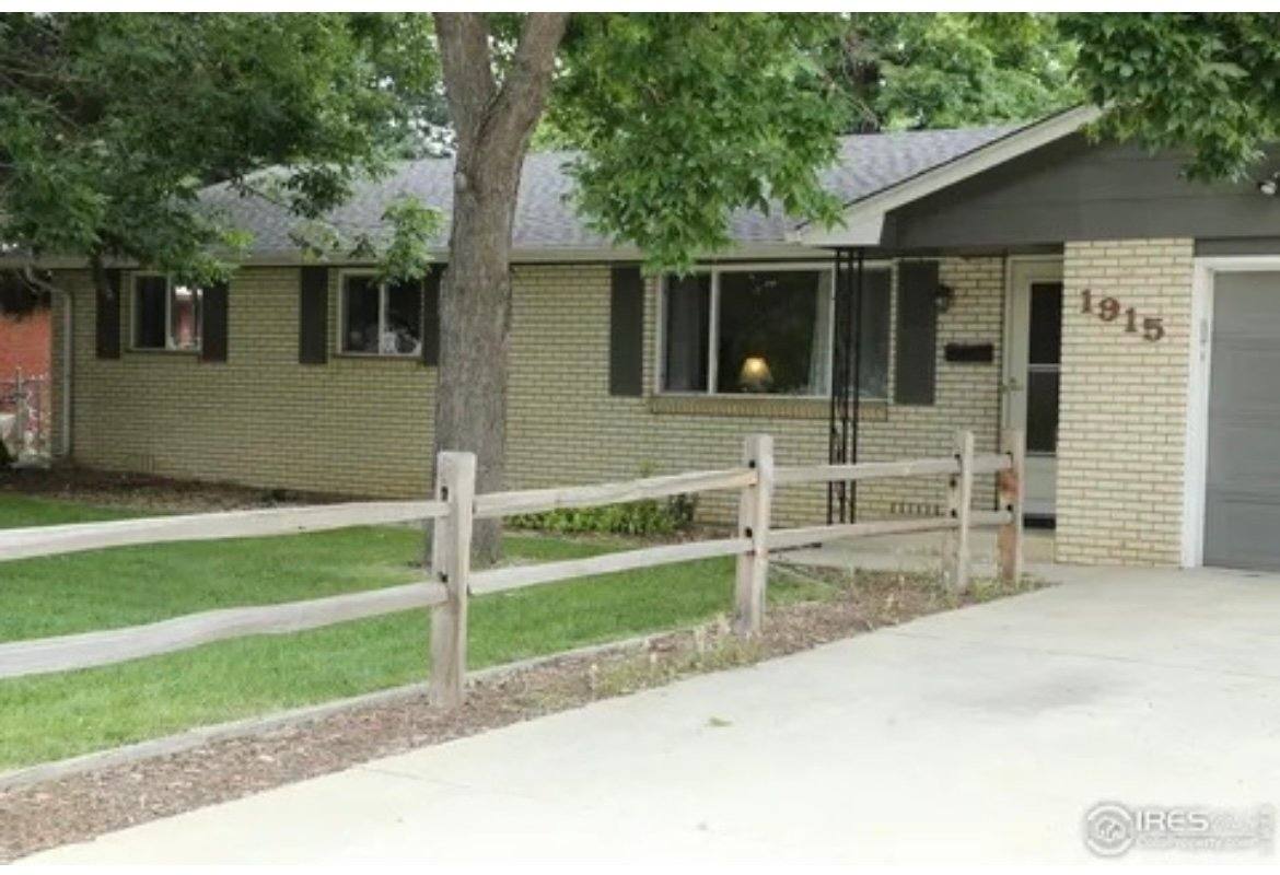 House for rent at 1915 Collyer St, Longmont, CO 80501