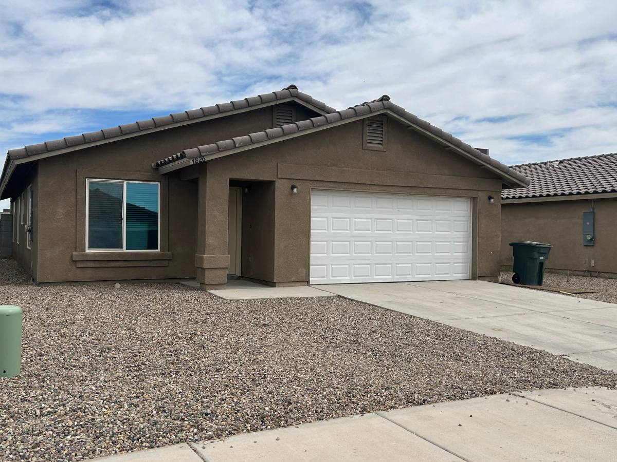 House for rent at 7826 E 44th Place, Yuma, AZ 85365