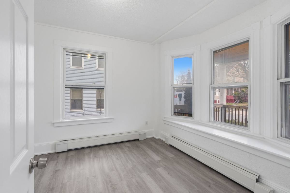 Apartment for rent at 17-19 Seymour St, Pittsfield, MA 01201