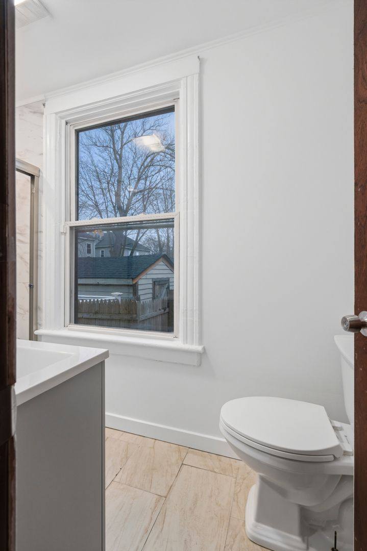 Apartment for rent at 17-19 Seymour St, Pittsfield, MA 01201