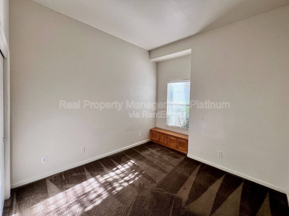 House for rent at 8622 N Heartland Way, Fresno, CA 93720