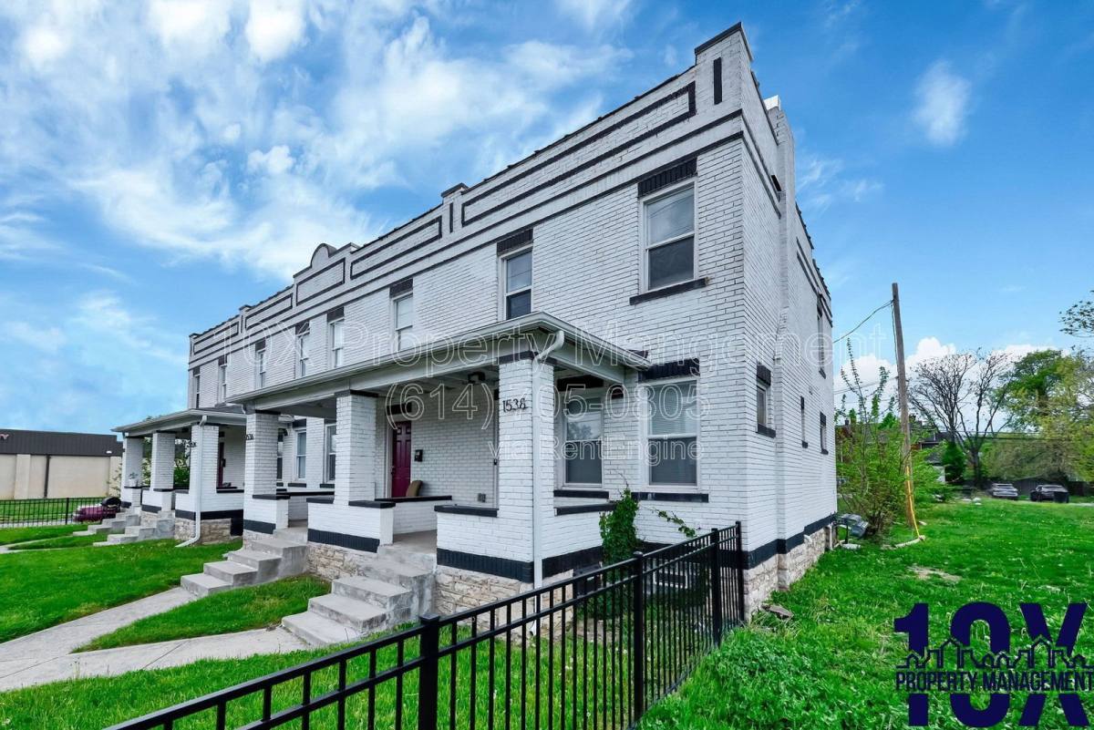 Apartment for rent at 1538 E Livingston Ave, Columbus, OH 43205