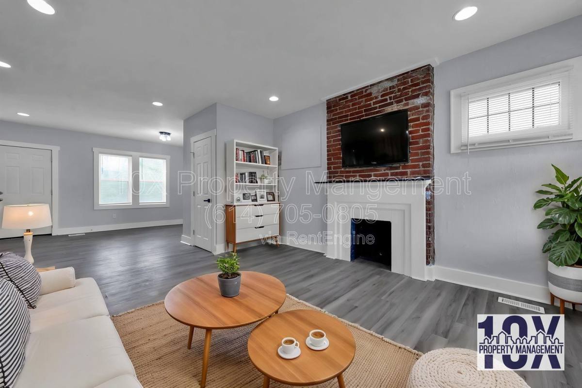 Apartment for rent at 1538 E Livingston Ave, Columbus, OH 43205