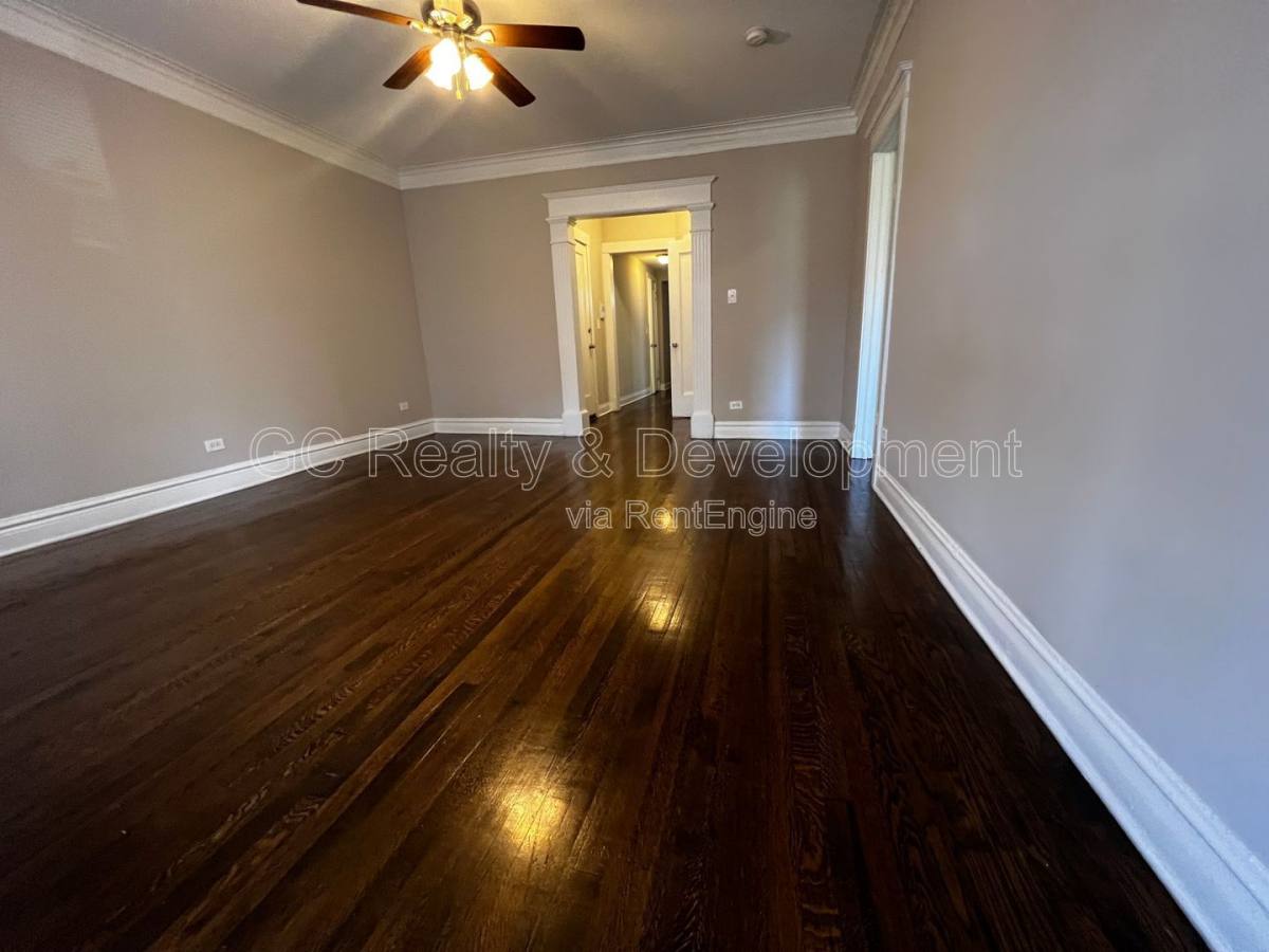 Condo for rent at 6031 S Eberhart Ave #2, Chicago, IL 60637