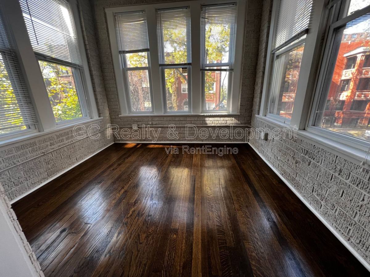 Condo for rent at 6031 S Eberhart Ave #2, Chicago, IL 60637