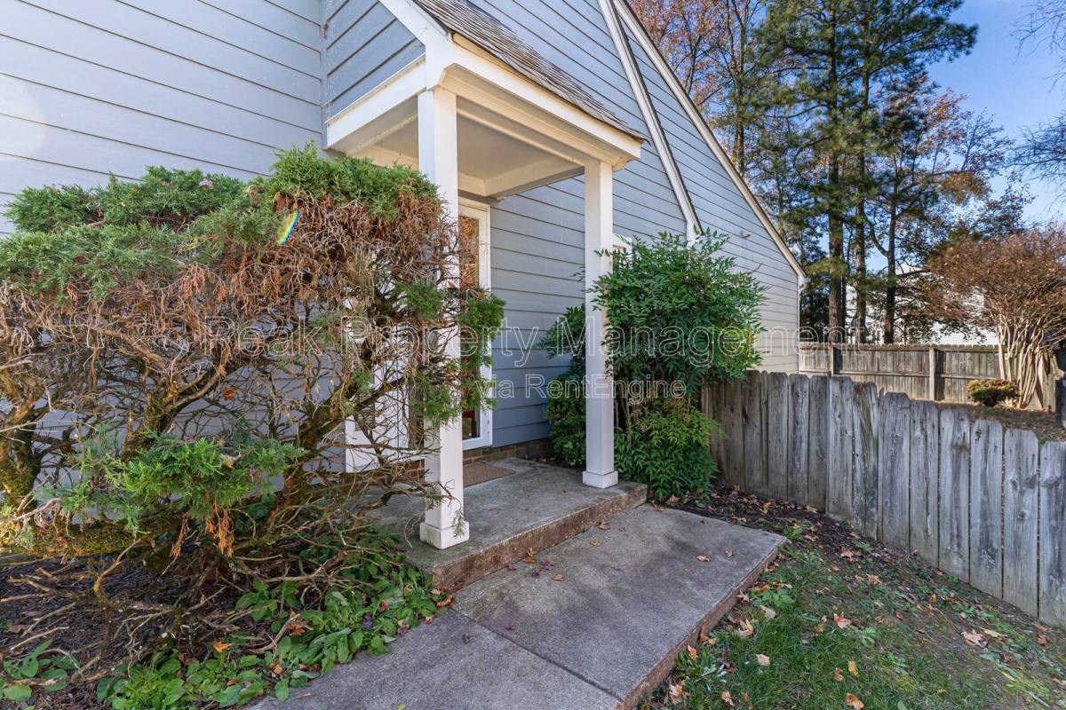 Apartment for rent at 4917 Hillery Court, Henrico, VA 23228