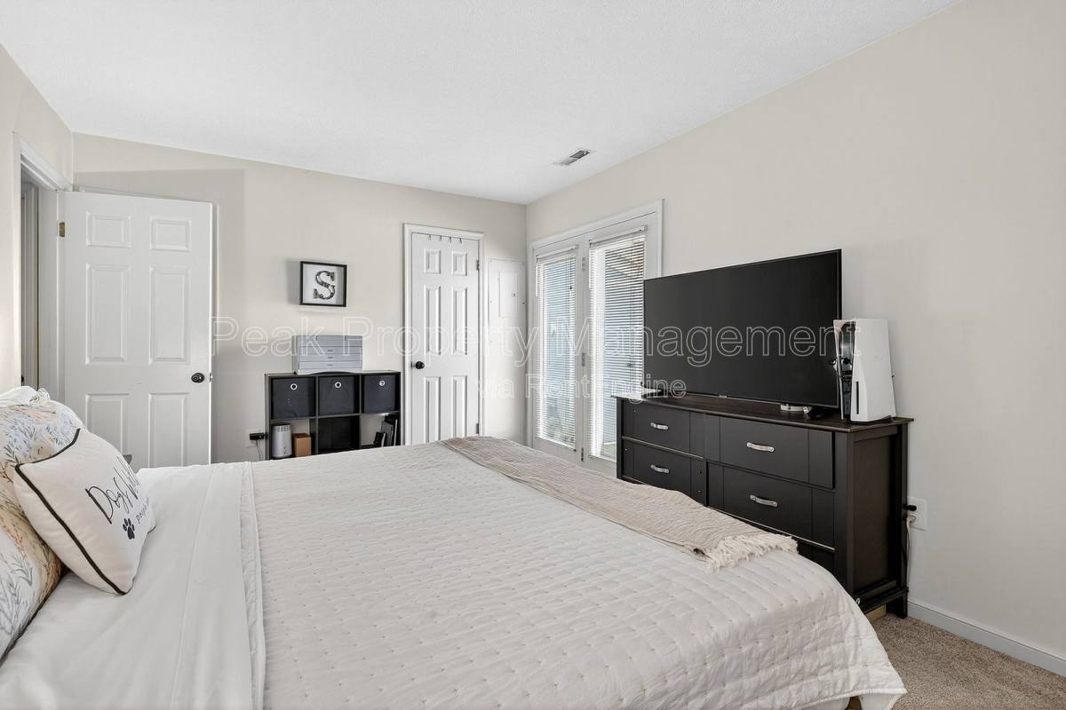 Apartment for rent at 4917 Hillery Court, Henrico, VA 23228