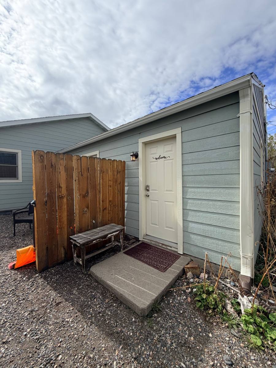 Apartment for rent at 405 S 12th #B, Livingston, MT 59047