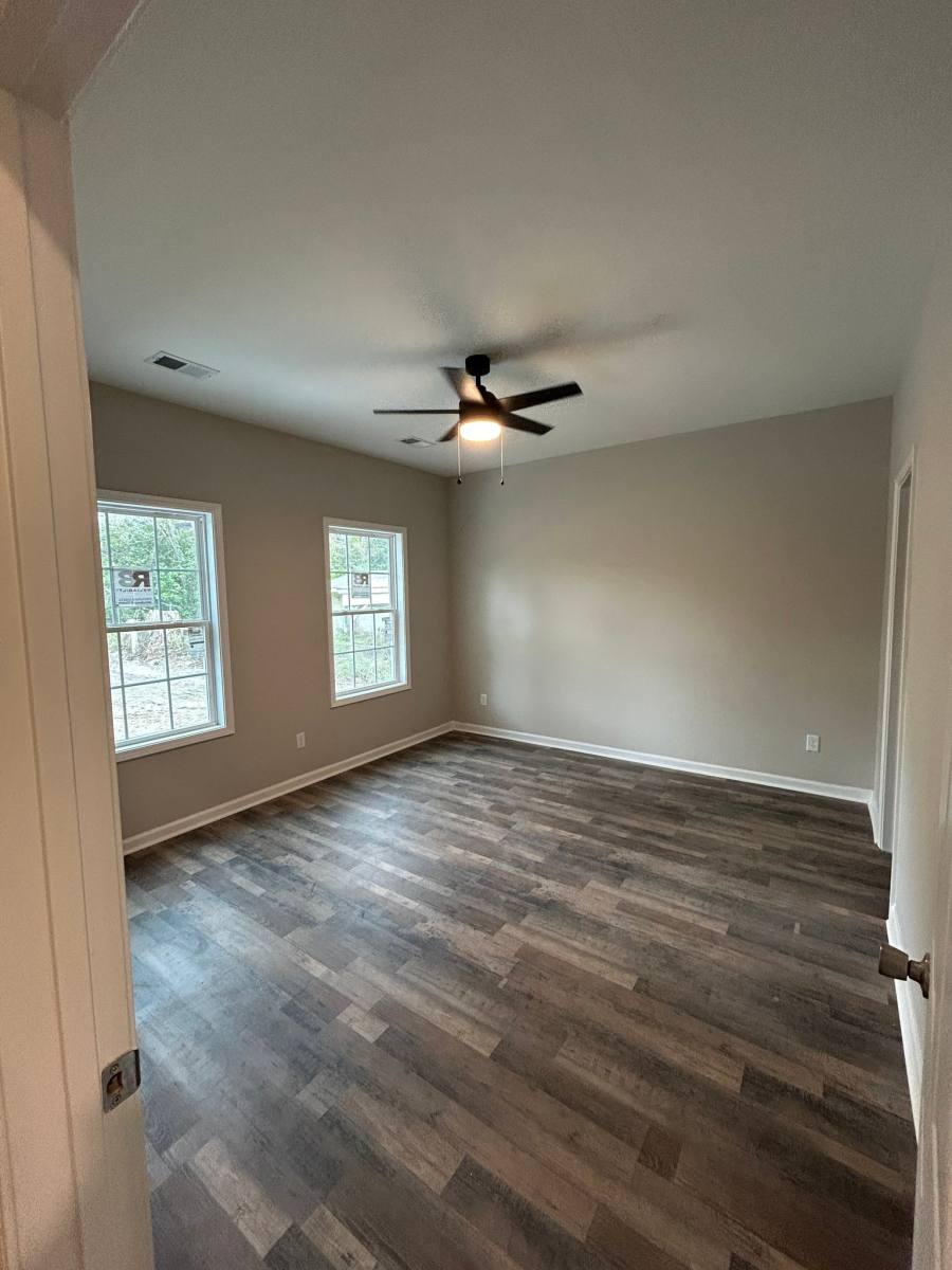 Apartment for rent at 14 Pine St, Sumter, SC 29150