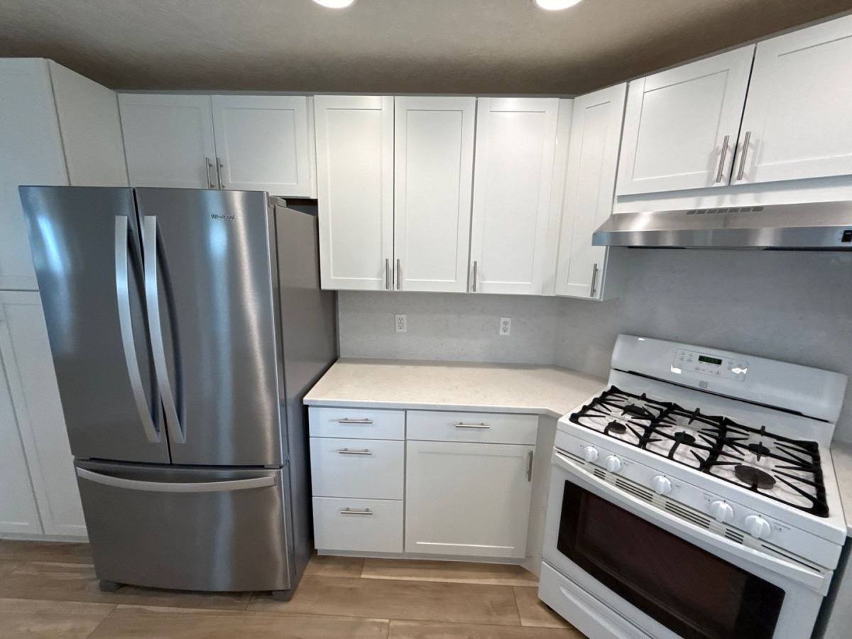 House for rent at 5512 Murray St SE, Salem, OR 97306
