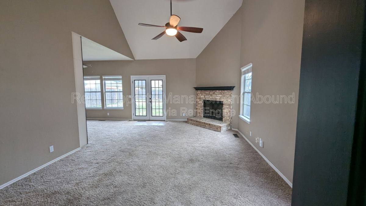 House for rent at 1224 W 112th Dr S, Jenks, OK 74037