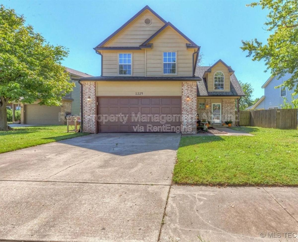 House for rent at 1224 W 112th Dr S, Jenks, OK 74037