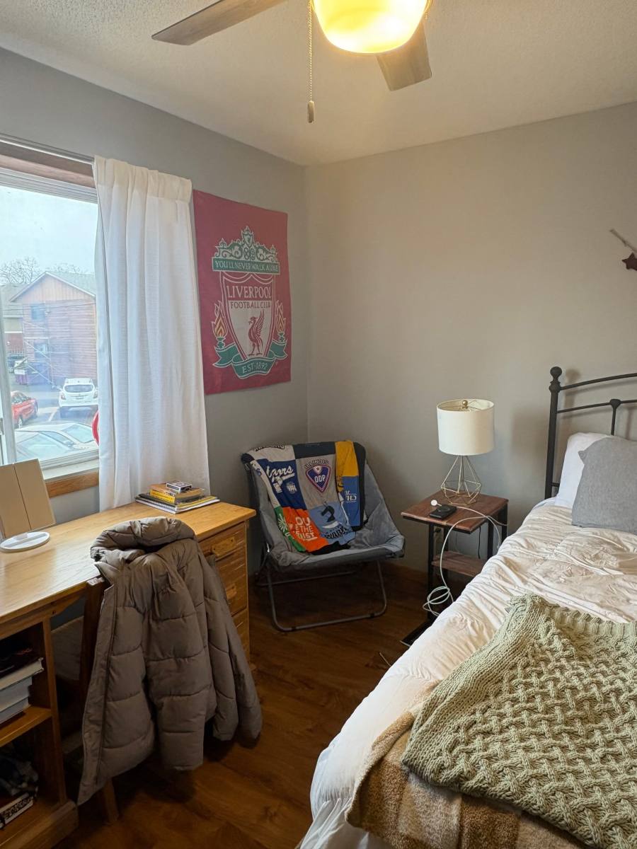 Apartment for rent at 216 W Ave #5, La Crosse, WI 54601