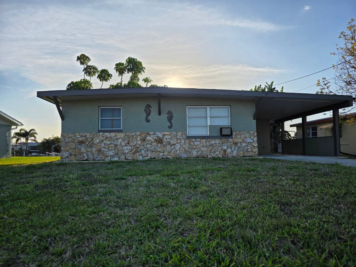 House for rent at 13315 Neptune Dr, Hudson, FL 34667