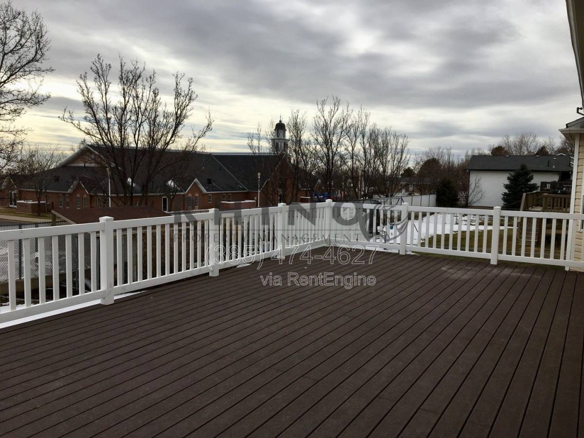 Apartment for rent at 1102 E 3325 N #1, Layton, UT 84040