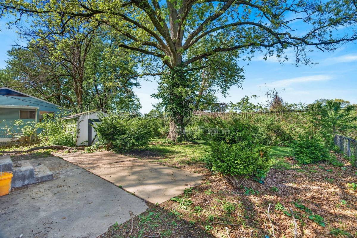 House for rent at 257 Glen Garry Rd, Saint Louis, MO 63137