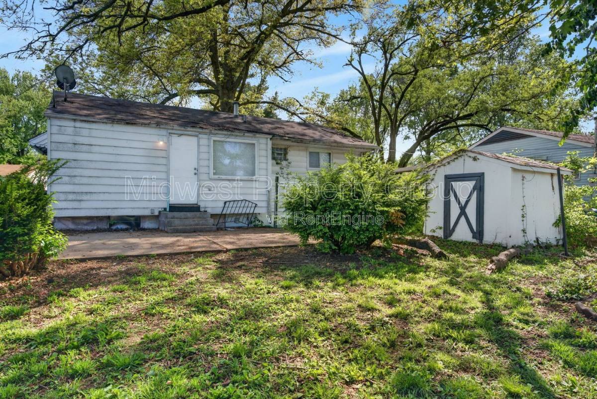 House for rent at 257 Glen Garry Rd, Saint Louis, MO 63137