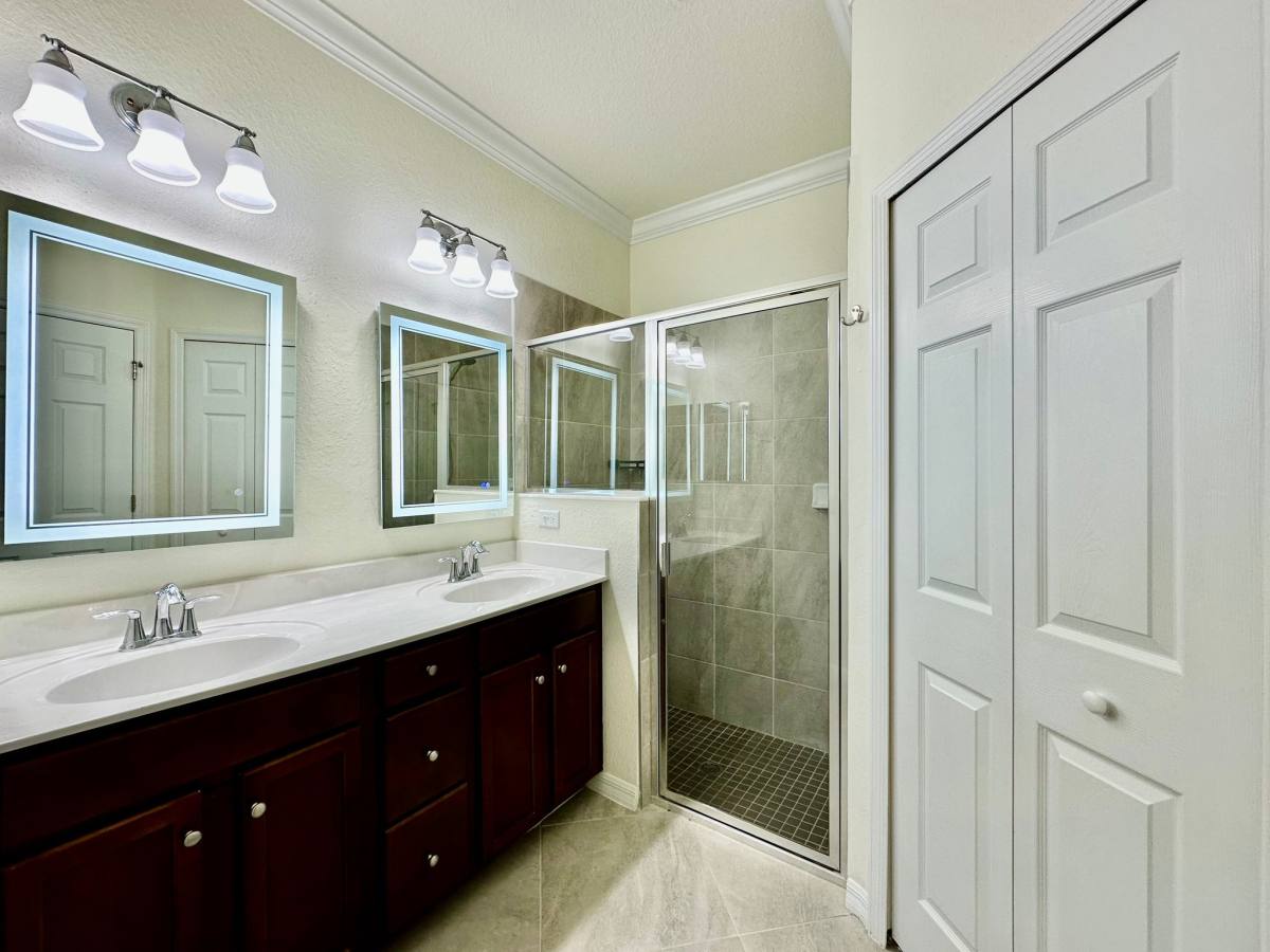 House for rent at 1823 Alameda Dr, Naples, FL 34120