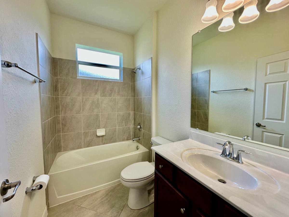 House for rent at 1823 Alameda Dr, Naples, FL 34120