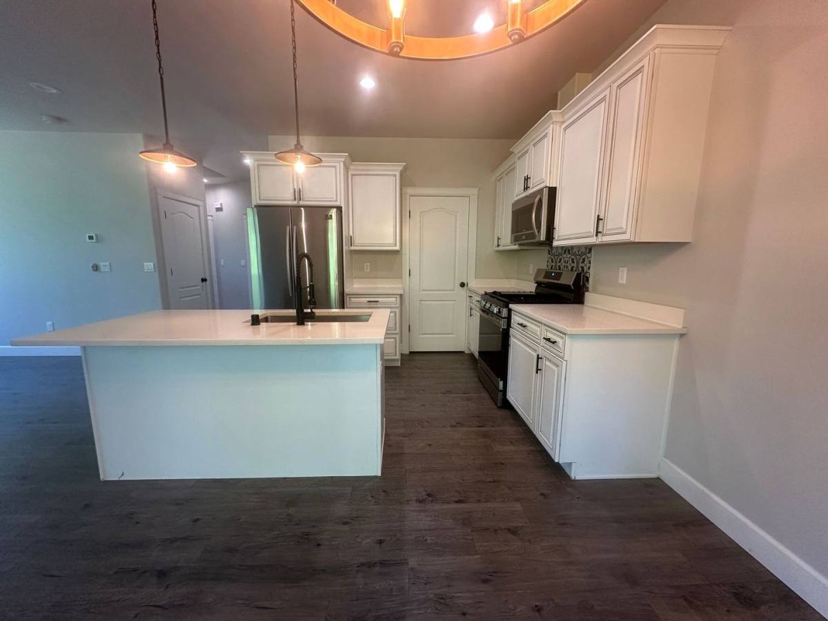 Townhouse for rent at 6585 W Beverly Hills Circle, Wasilla, AK 99623
