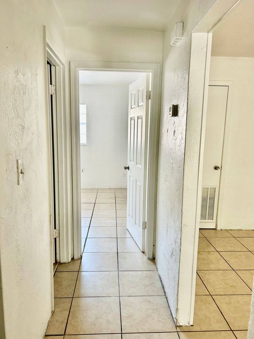 Apartment for rent at 1225 Kennedy Rd #6, Daytona Beach, FL 32117