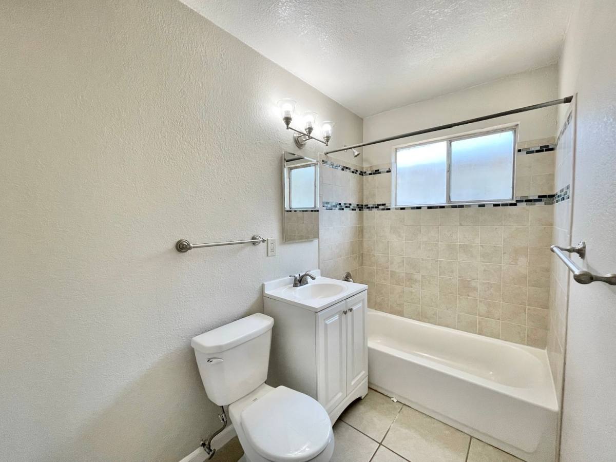 Apartment for rent at 2309 I St, Sacramento, CA 95816