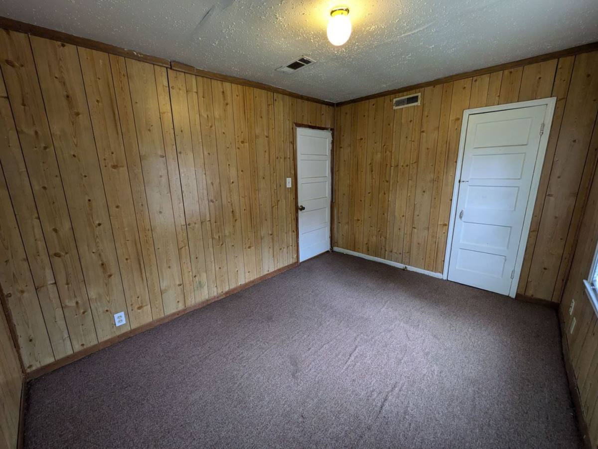 House for rent at 2125 Earl, Beaumont, TX 77703