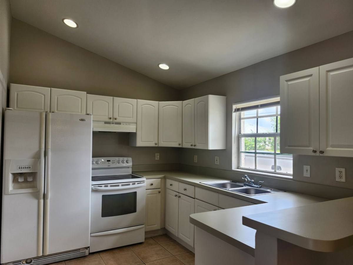 Townhouse for rent at 1110 Hightower Ave S, Lehigh Acres, FL 33973