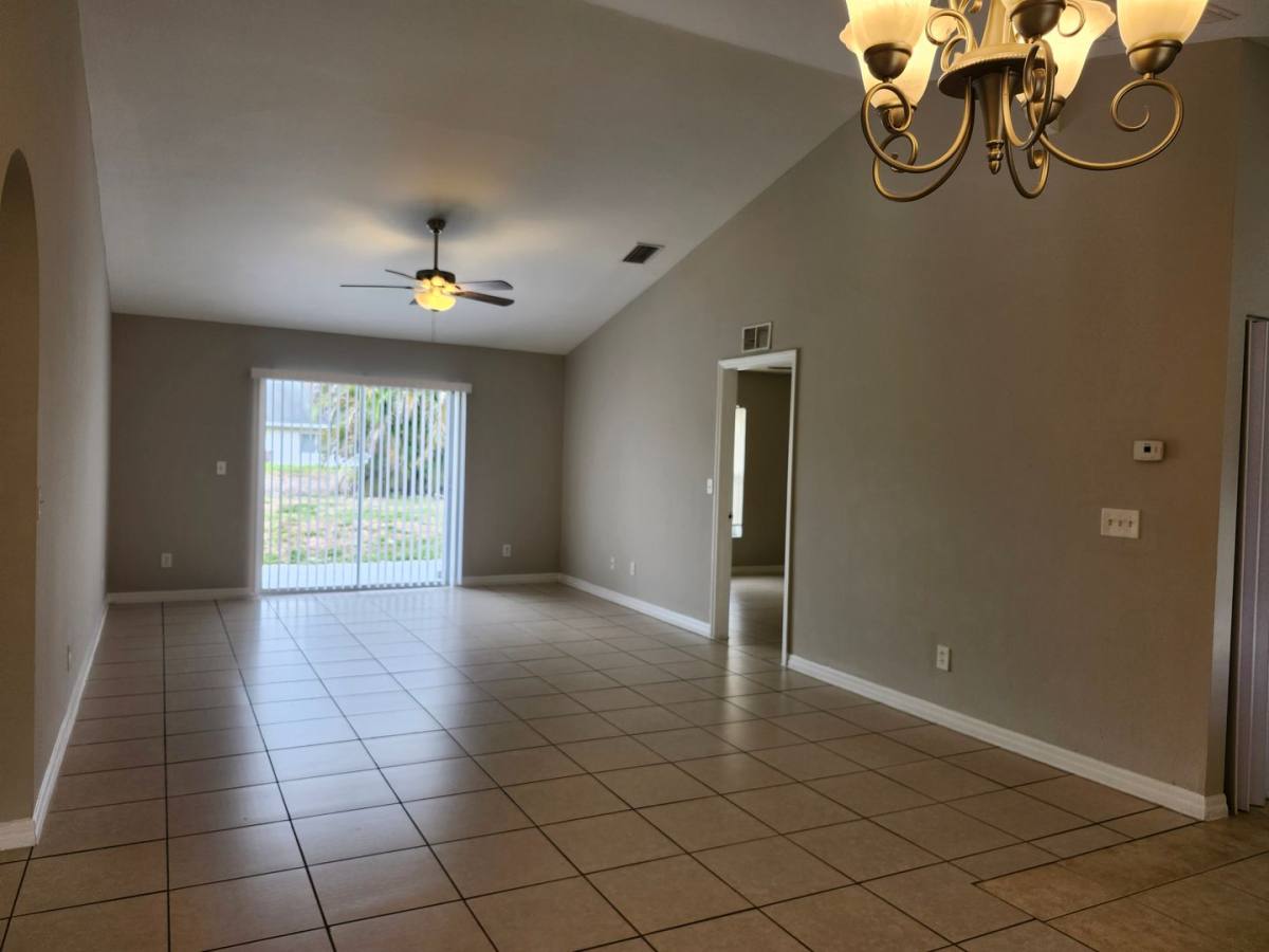 Townhouse for rent at 1110 Hightower Ave S, Lehigh Acres, FL 33973