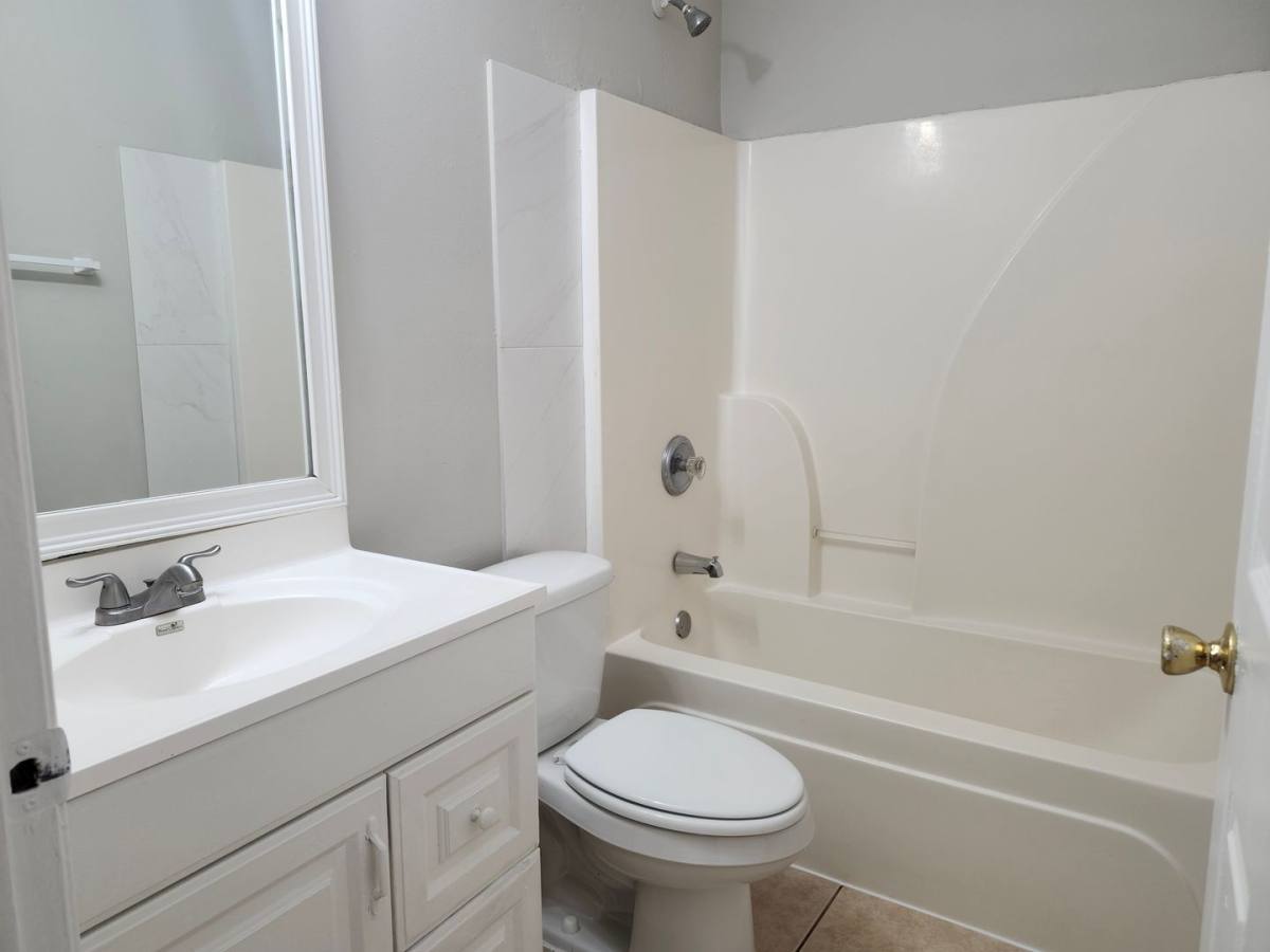 Townhouse for rent at 1110 Hightower Ave S, Lehigh Acres, FL 33973