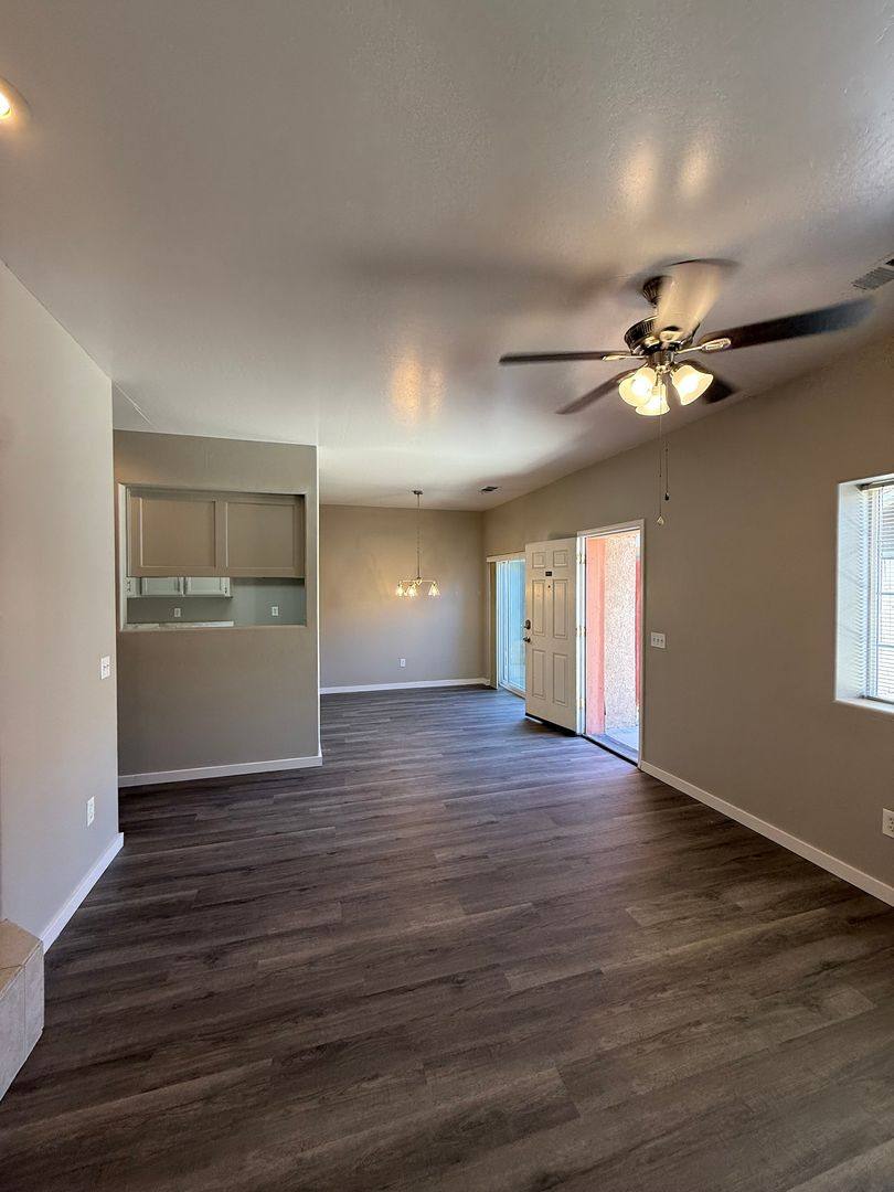 Apartment for rent at 548 Yellow Meadow Court, Bakersfield, CA 93308