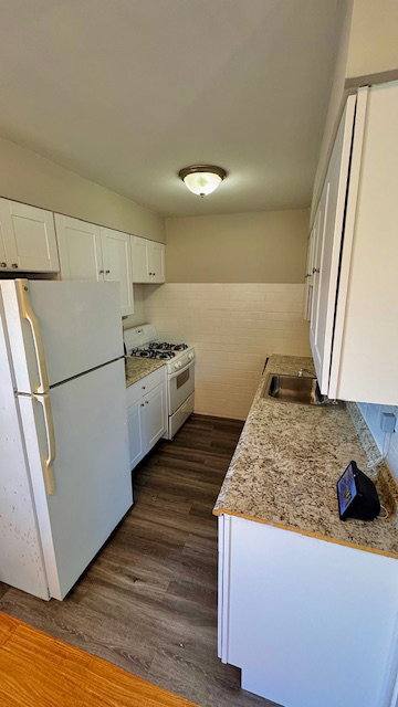 Apartment for rent at 202 12th St #1, Palisades Park, NJ 07650