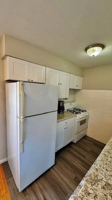 Apartment for rent at 202 12th St #1, Palisades Park, NJ 07650