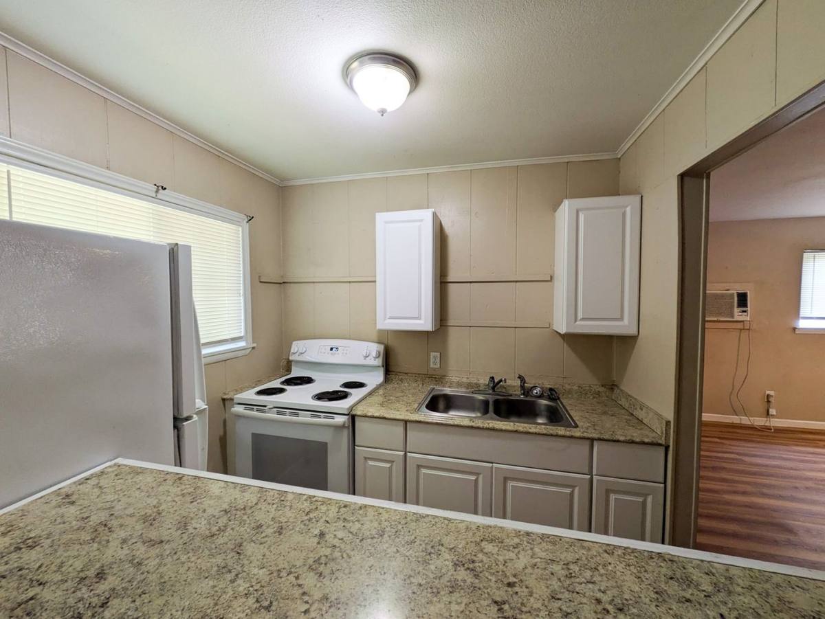Apartment for rent at 110 Farm Dr, Bridge City, TX 77611