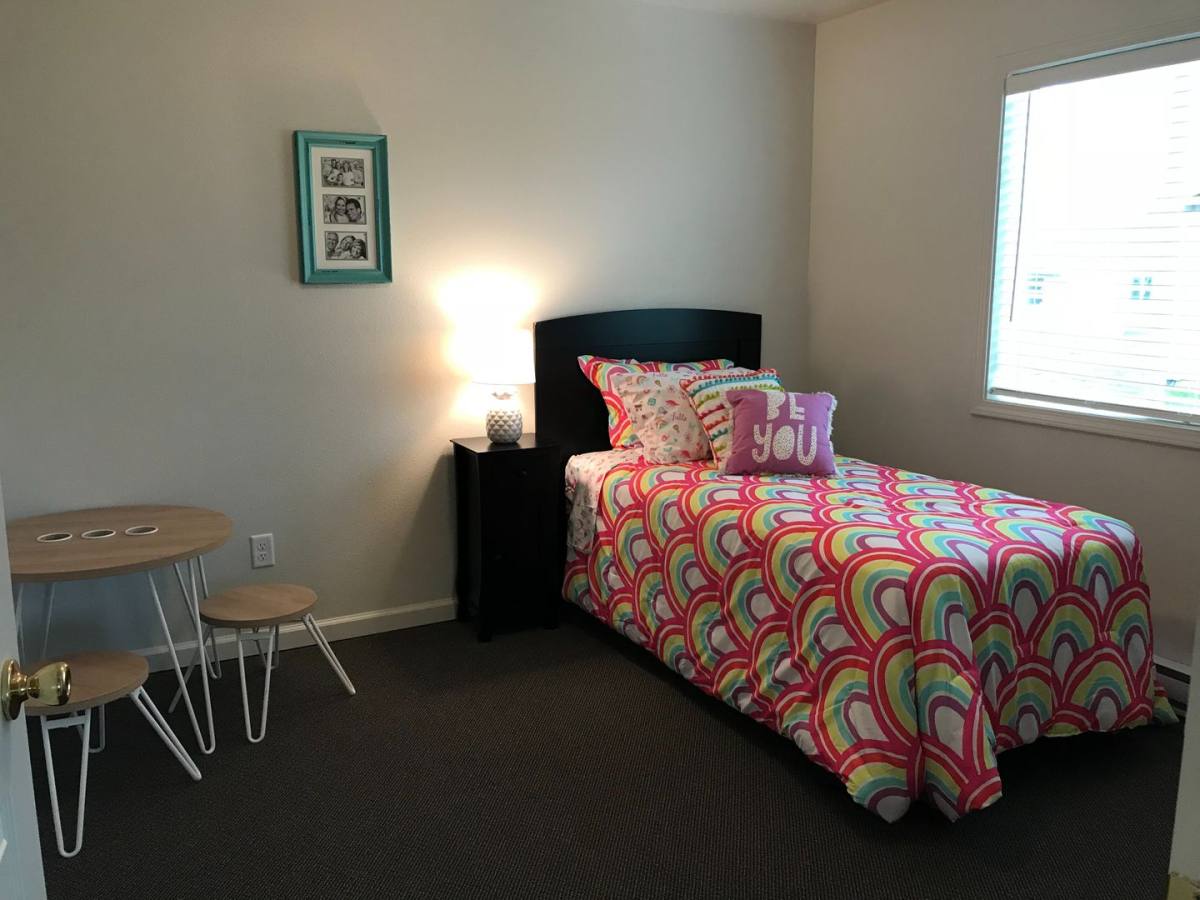 Townhouse for rent at 7438 Meadow Lands Dr, Des Moines, IA 50320
