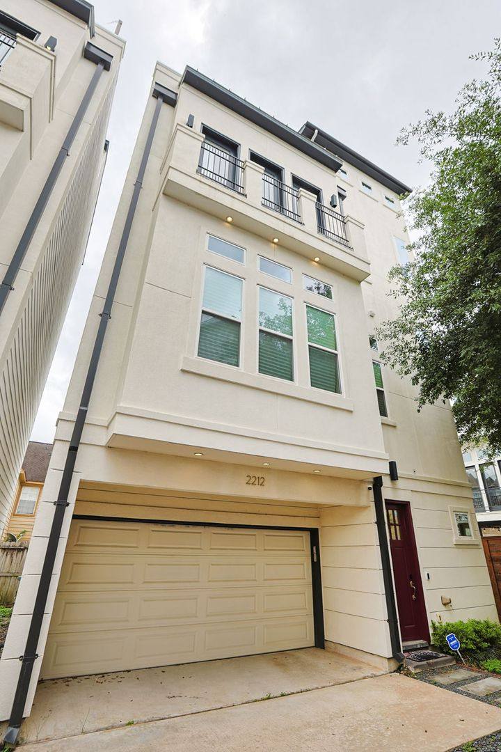 House for rent at 2212 Stuart St, Houston, TX 77004